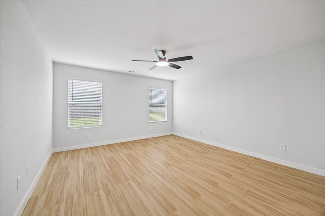 Building Photo - 139 Rd 51026