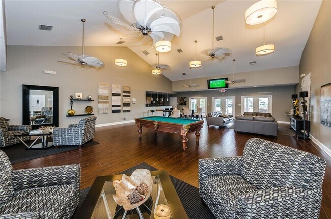 Building Photo - 251 Pompano Dr SE