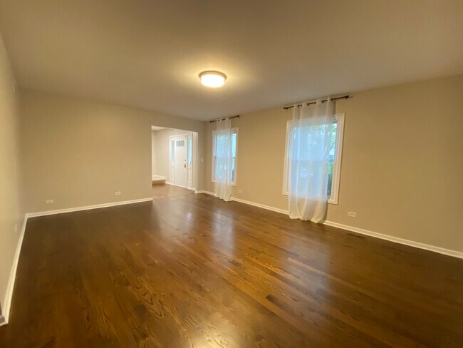 Building Photo - 1332 Culpepper Dr