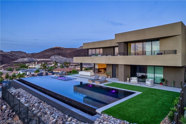 Building Photo - 804 Dragons Eye Dr