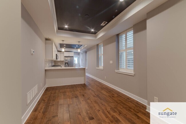 Building Photo - 1125 S Clinton St