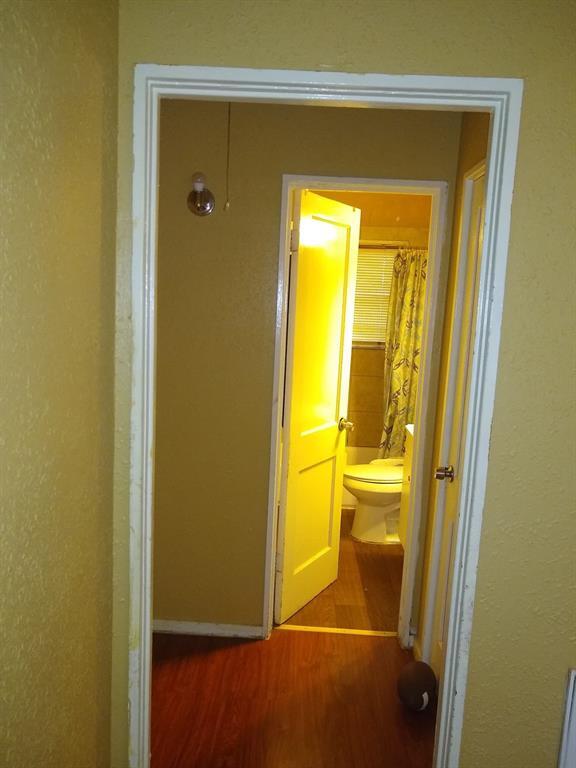 Building Photo - 7726 Darnay Dr