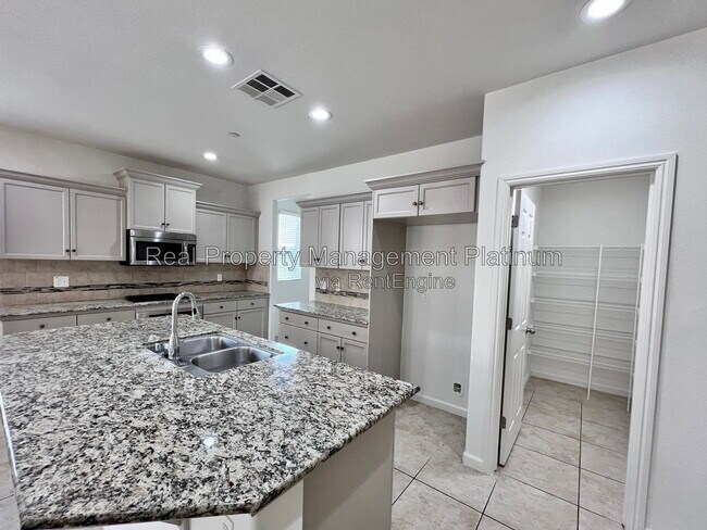 Building Photo - 4121 Chessa Ln