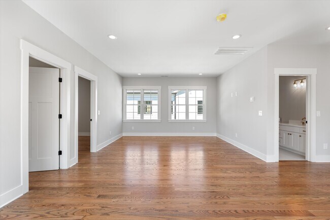 Building Photo - 2931 Sharon Hill Cir