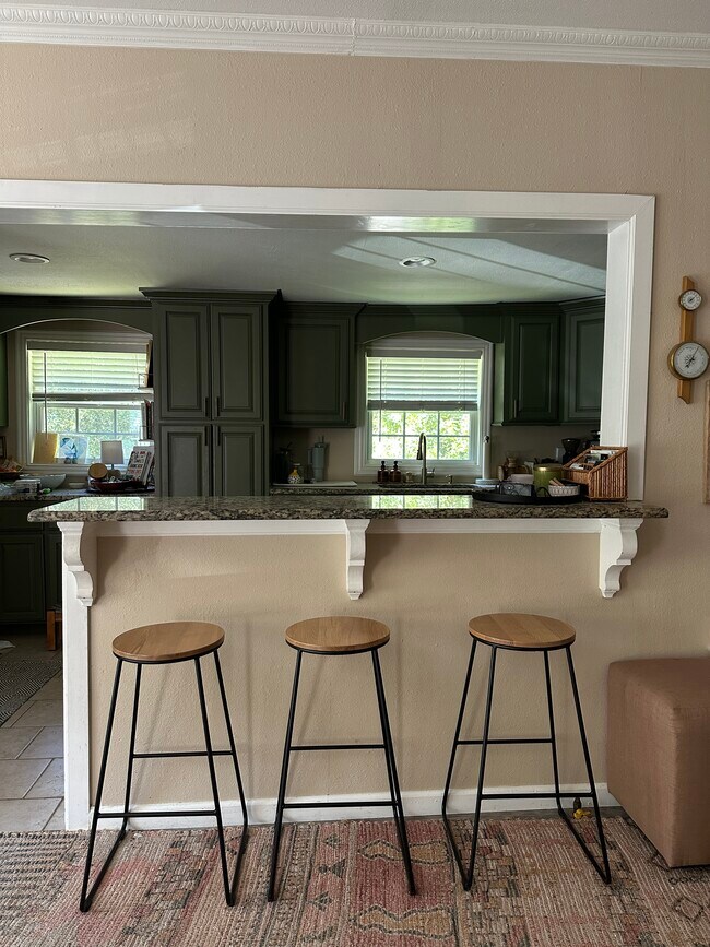 Building Photo - 849 N Third St