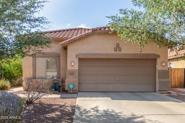 Building Photo - 12910 W Glenrosa Dr