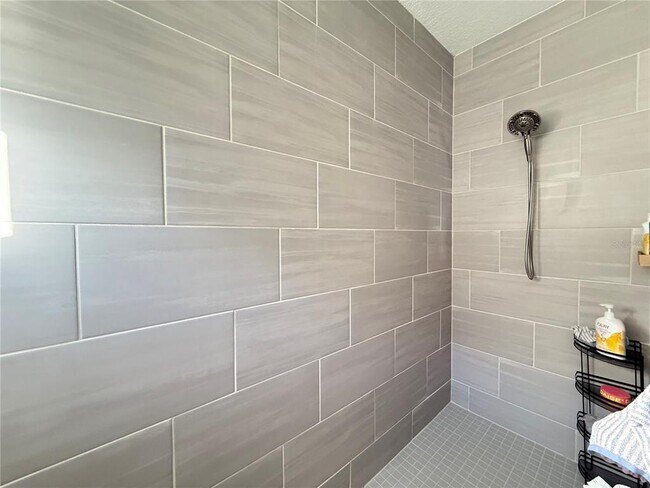 Building Photo - 7656 SW 74th Lp