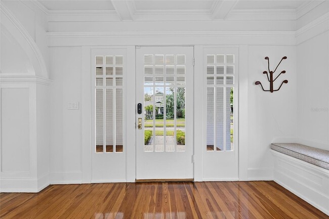 Building Photo - 3003 W Harbor View Ave