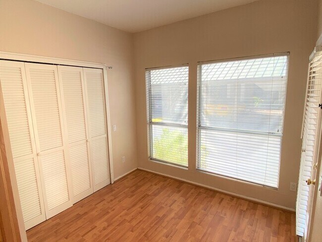 Building Photo - 101 N 7th St Unit 173, Phoenix, AZ 85034