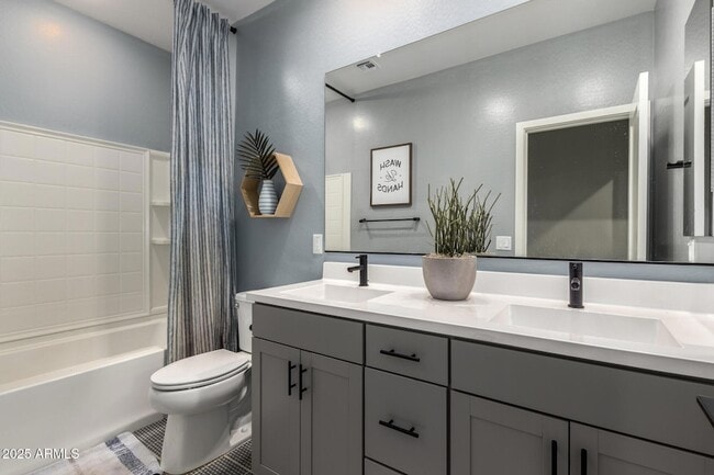 Building Photo - 13848 S 177th Ln