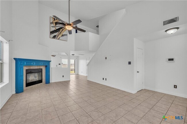 Building Photo - 4205 Thunder Creek Dr