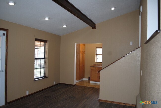 Building Photo - 13019 W Adams Ave