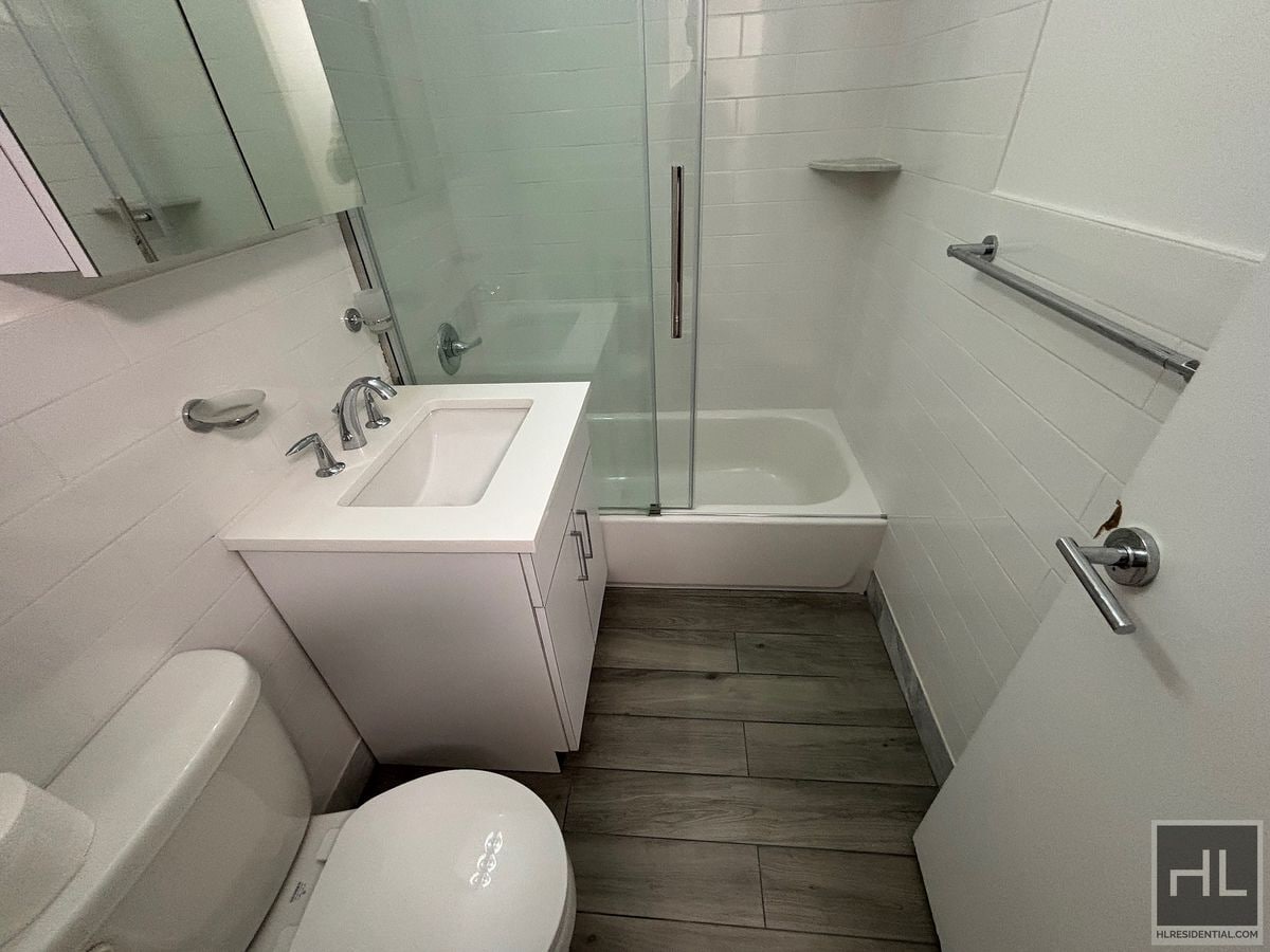 Building Photo - East 82nd Street