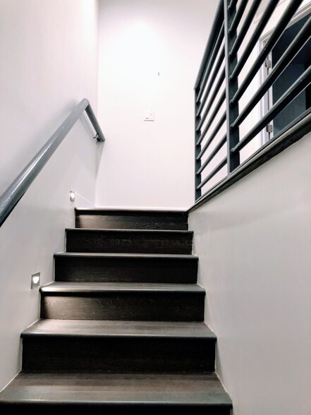 Building Photo - 2154 Fargo St