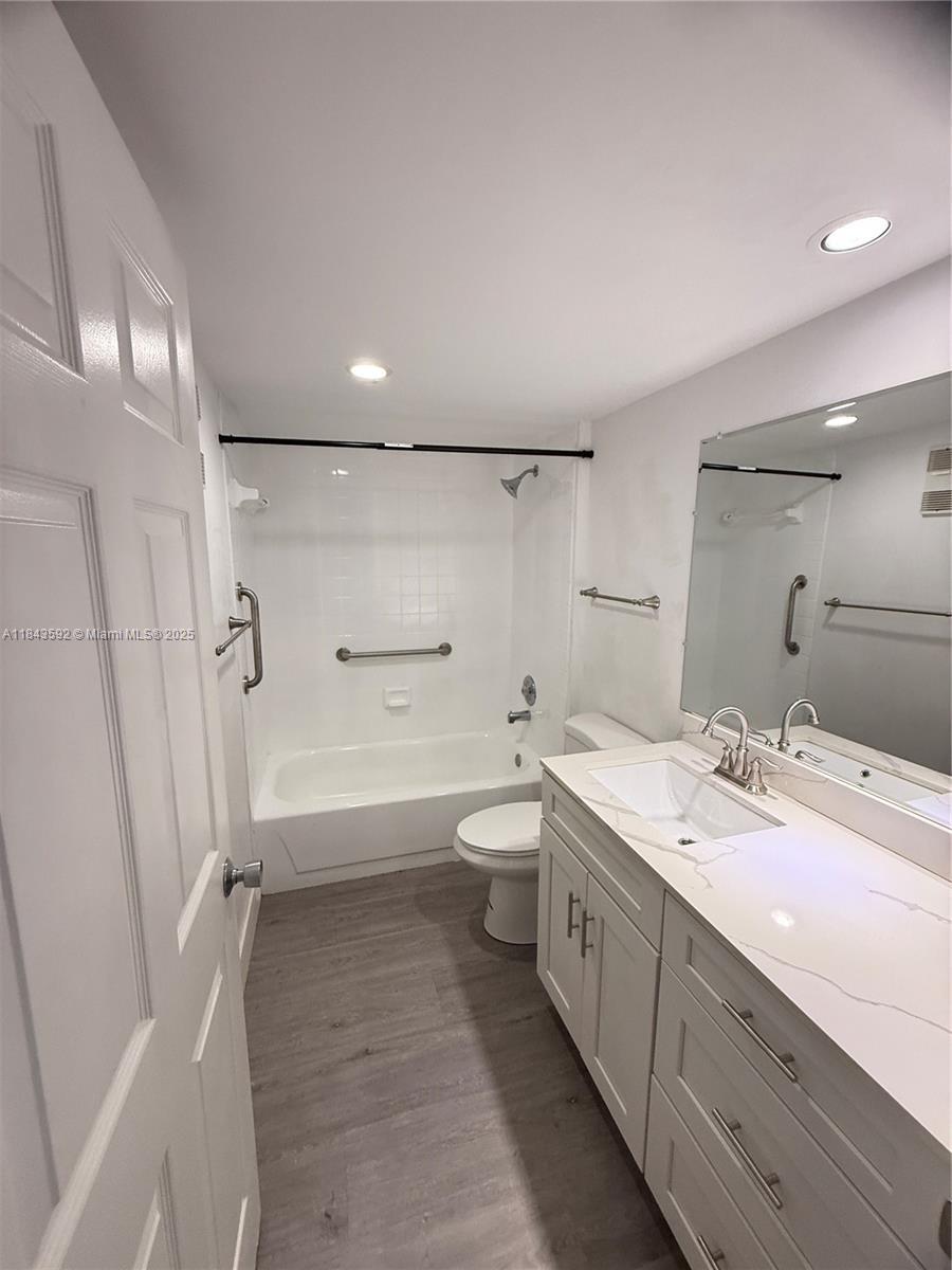 Building Photo - 1508 Whitehall Dr