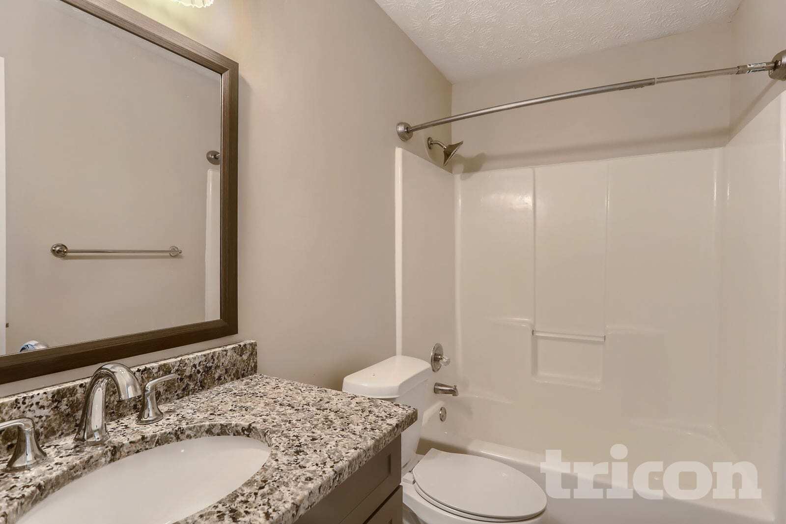 Building Photo - 2024 Atha Woods Dr