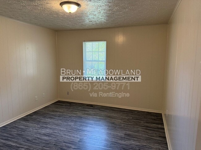 Building Photo - 1930 Lovell Rd