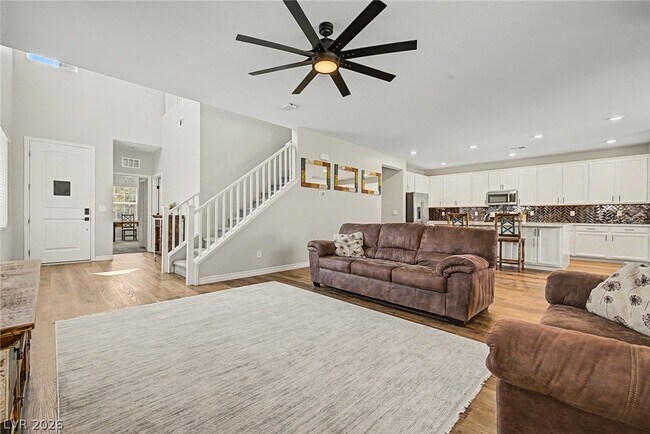 Building Photo - 8148 Little Skye Ct