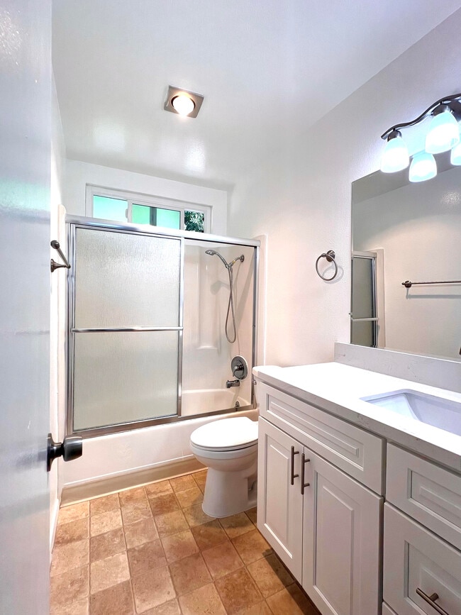 Building Photo - 4281 Lowell St