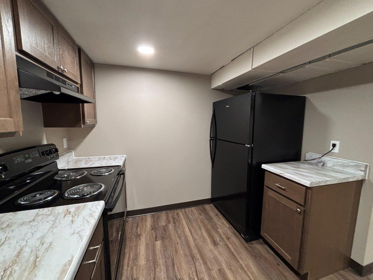 Building Photo - 510 US-14