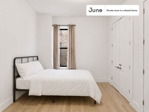 Building Photo - Room in Shared 4 bed/2 bath home in West Harlem