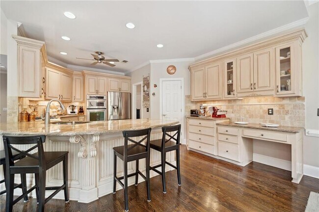 Building Photo - 12510 Preserve Ln