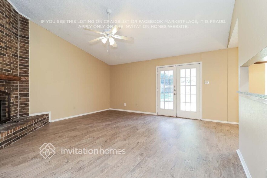 Building Photo - 3809 Wooddale Ct