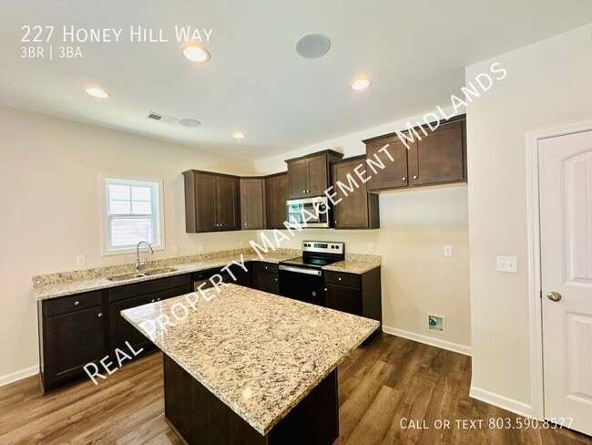 Building Photo - 227 Honey Hill Way