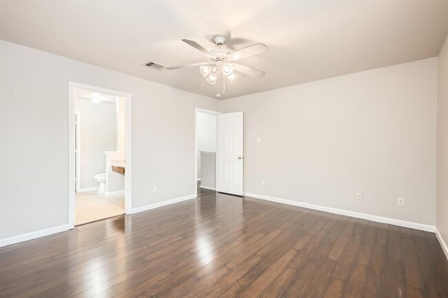 Building Photo - 11316 Canterbury Tales Ln