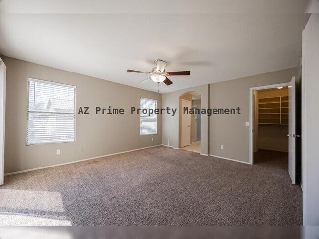 Building Photo - 12859 W Cambridge Ave