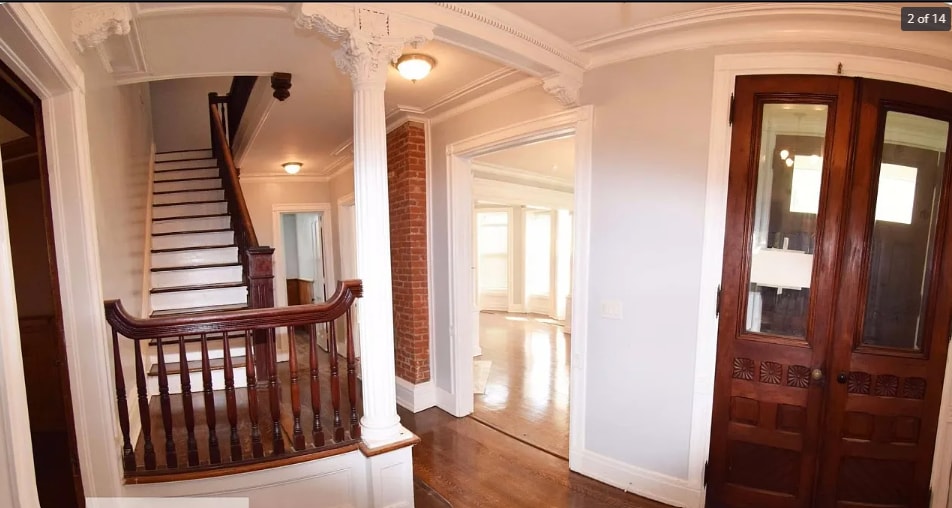 Building Photo - 121 Murray St