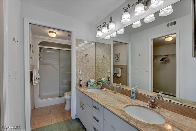 Building Photo - 452 Belina Dr