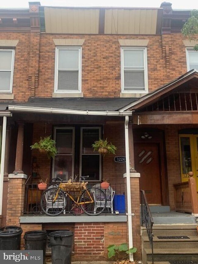 Primary Photo - 1224 S Markoe St