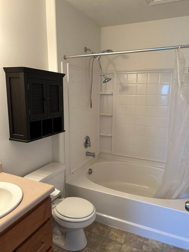 Building Photo - Great 2 Bed 2.5 Bath Draper Condo