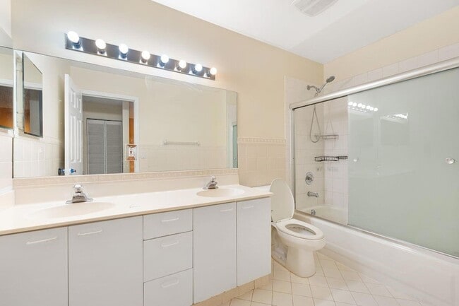 Building Photo - 4708 NW 115th Terrace