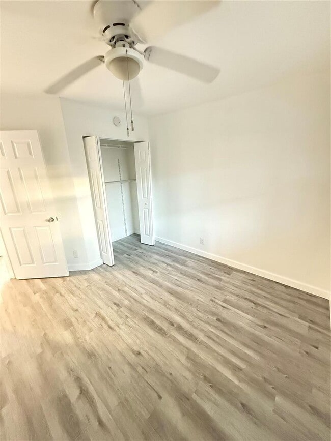 Building Photo - 8407 Royal Palm Blvd
