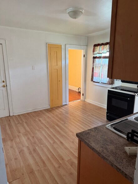 Building Photo - 4051 N 48th St
