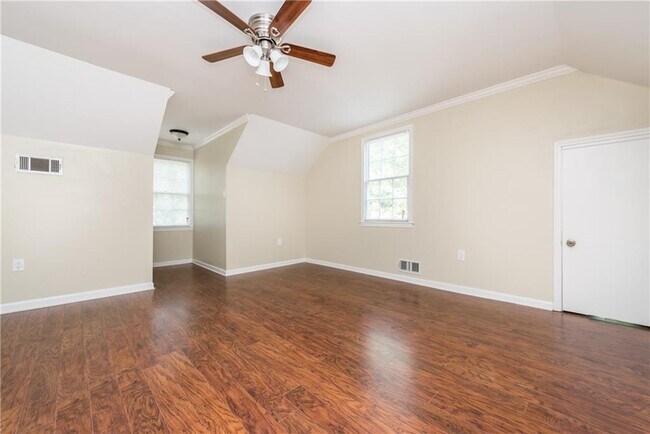 Building Photo - 4140 Gunnin Rd
