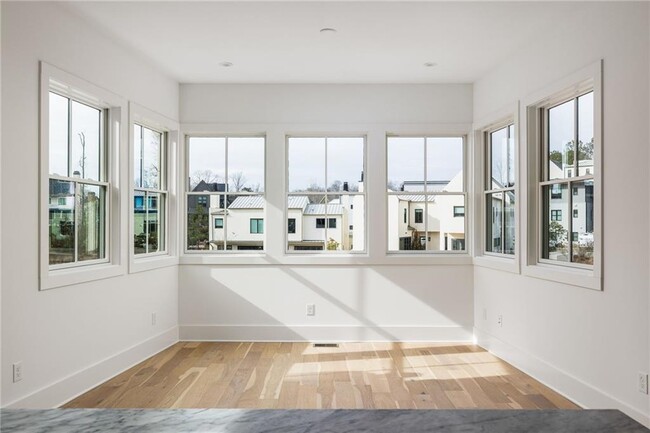 Building Photo - 1210 Mado Lp