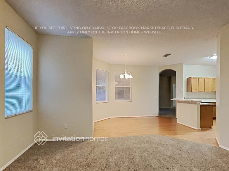 Building Photo - 2430 Leaning Pine St