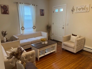 Building Photo - 47 Pembroke Ave