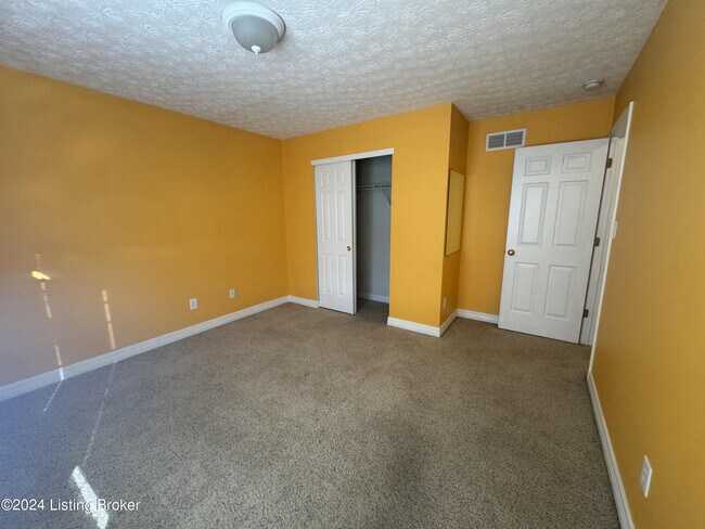 Building Photo - 14226 Academy Ridge Blvd