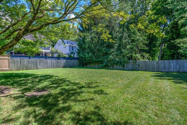 Building Photo - PALISADE