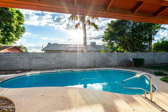 Building Photo - 16638 N 46th Ln