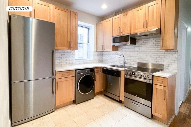 Primary Photo - 57 W 106th St