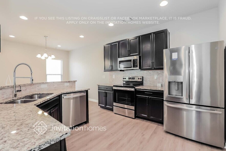 Building Photo - 2049 Charcoal Ives Rd