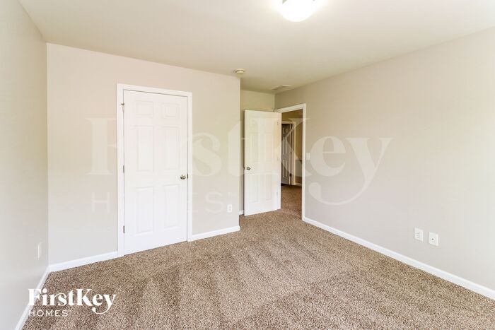 Building Photo - 7517 Watson Cir