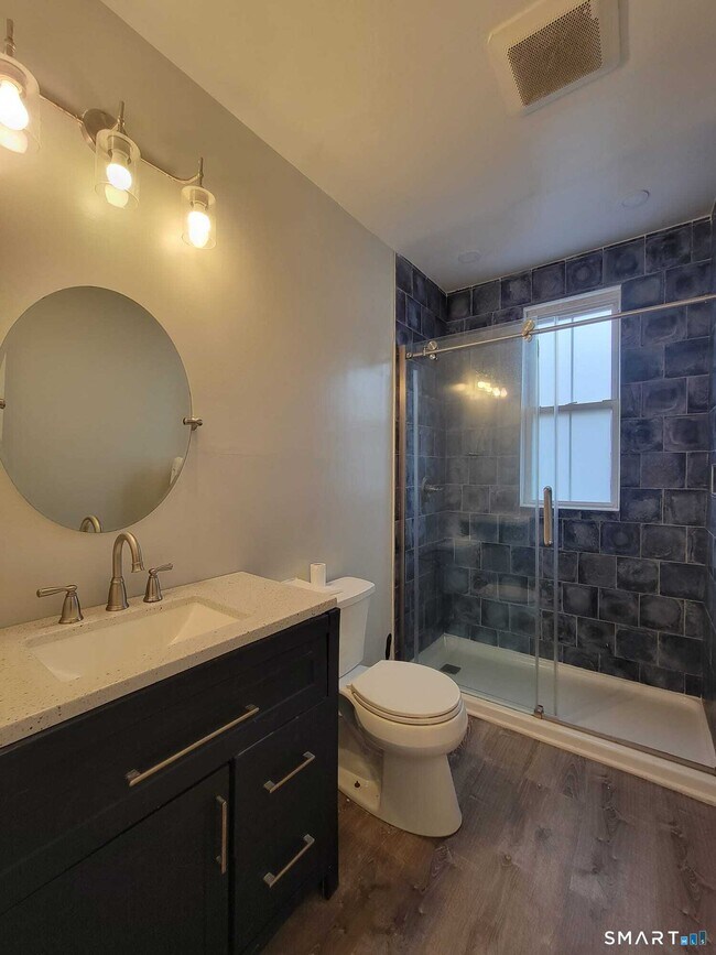 Building Photo - 126 Winthrop St