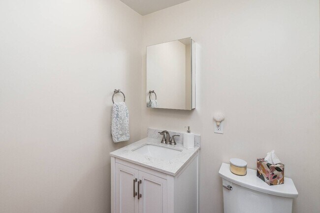 Building Photo - 80 Wertman Ln