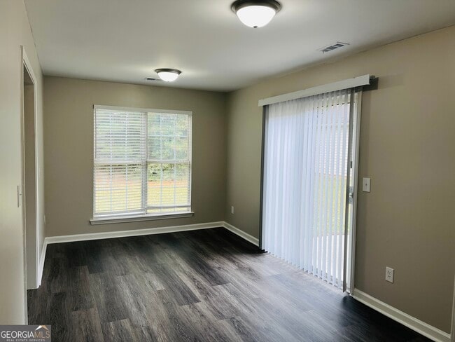 Building Photo - 3510 Brookstone Way